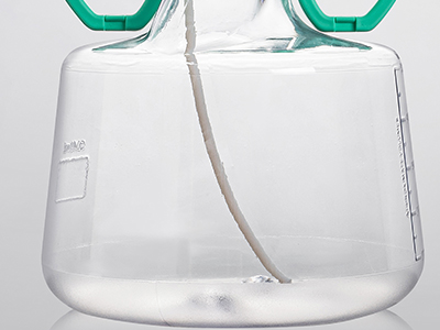 內(nèi)側(cè)管路可伸至瓶底，完成液體轉(zhuǎn)移，管路長度與孔徑還可根據(jù)需求進行定制